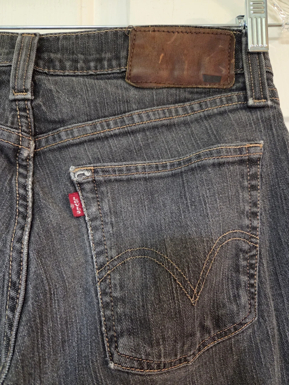 Levi's Men's Charcoal Slim Straight Jeans